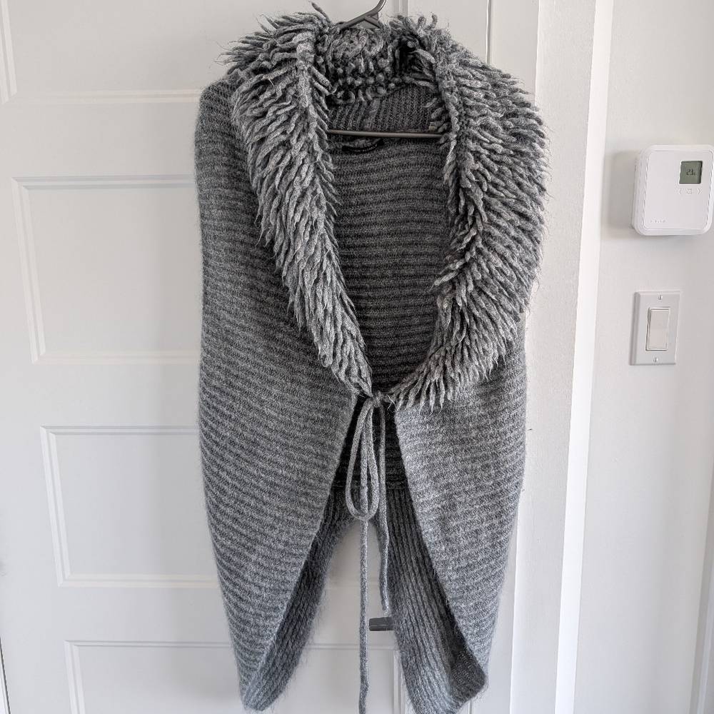 Gray Mohair Blend Sleeveless Vest Sz M/L